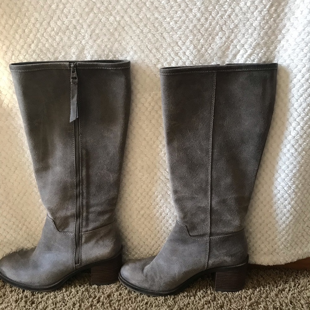 Grey lucky brand boots